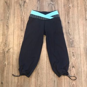 “Lululemon” Cropped Tights With Adjustable Cinch